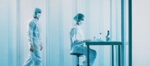 Reinigen van medische consumables in cleanroom