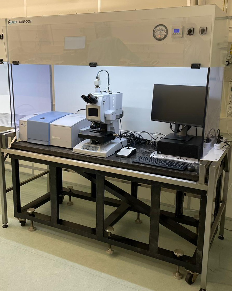 Three ISO-Class 5 downflow units for Eurofins Materials Science NL ...