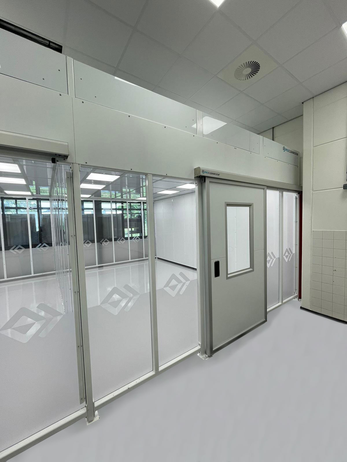 MODULAR HARDWALL CLEANROOM - BRONKHORST High-Tech B.V.